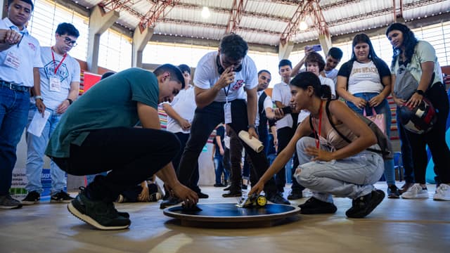 Mini Sumo Autónomo robots
